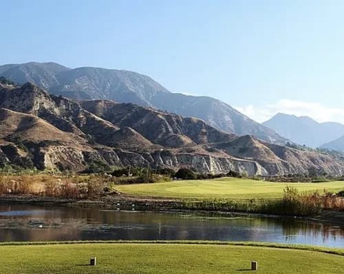 Angeles National Golf Club