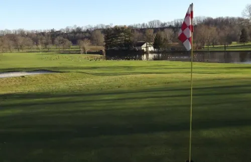 Shadow Lakes Club