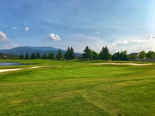 MeadowWood Golf Course