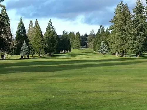 Oak Knoll Golf Course