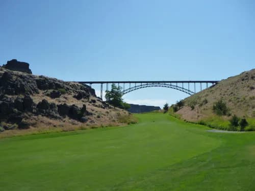 Blue Lakes Country Club