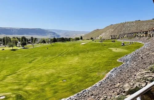 Sunserra Golf at Crescent Bar